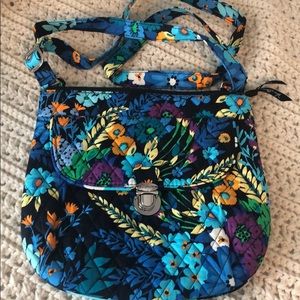 Vera Bradley bag - like new “midnight blues”